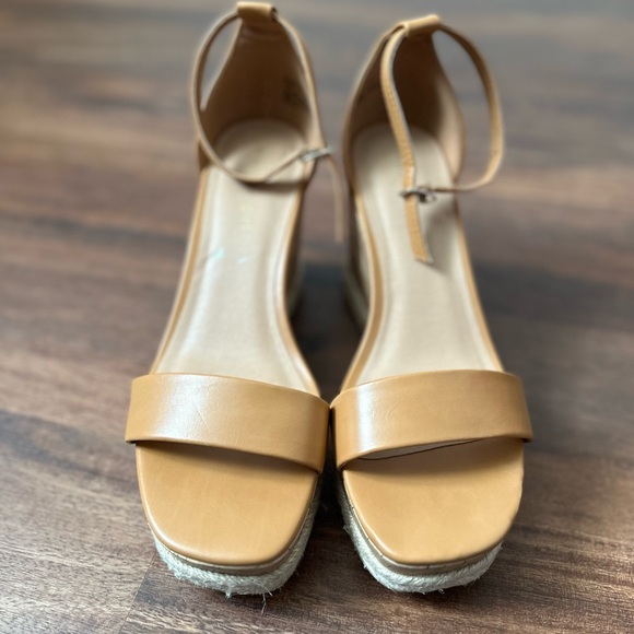 Madden Girl Matches Tan wedges size 8.5 NWOT - Picture 6 of 7